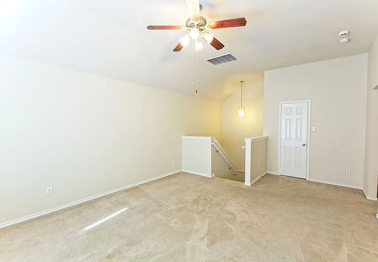 4009 Hidden Meadow Ct — Photo 29