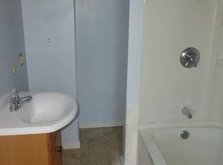 44 Proctor St, Worcester, MA 01606