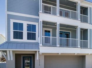 16316 1st St E, Redington Beach, FL 33708