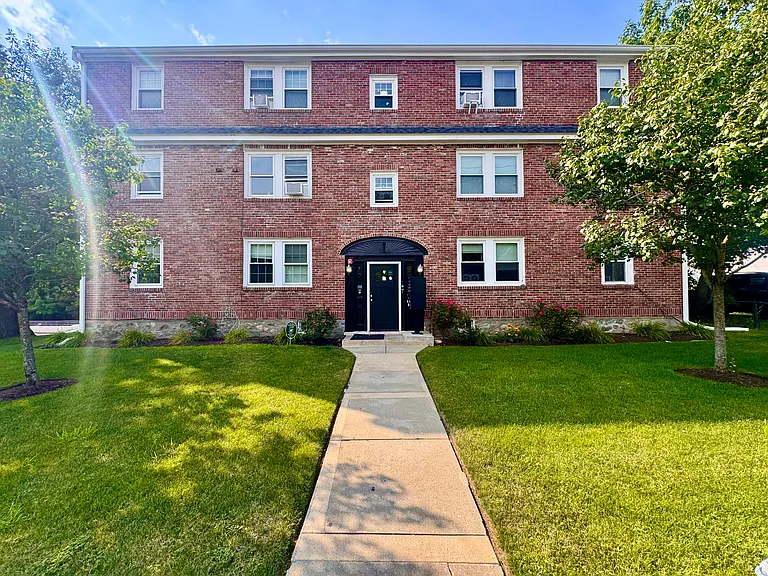 4907 Washington St #3R — Photo 20