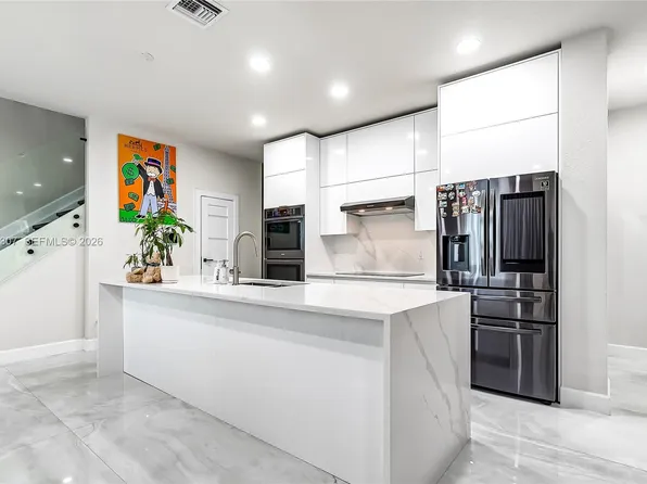 4566 Ficus St, Hollywood, FL 33021