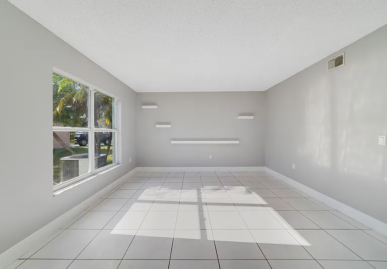 3170 Santa Cruz Dr — Photo 16