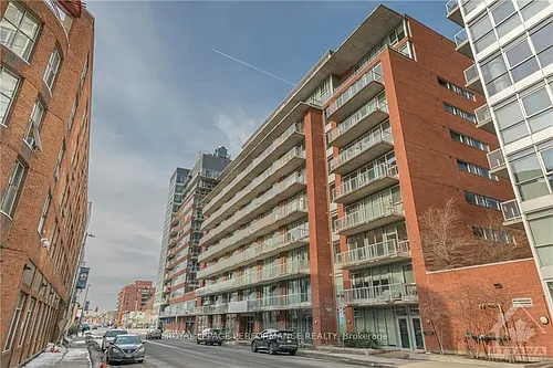 383 Cumberland St Photo 1