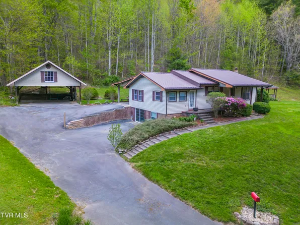 158 Cove Creek Rd, Roan Mountain, TN 37687