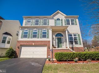 12446 Pfitzner Ct, Woodbridge, VA 22192
