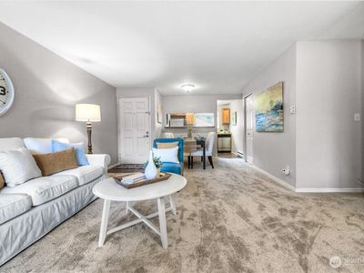 1138 N 198th Street #D303, Shoreline, WA, 98133
