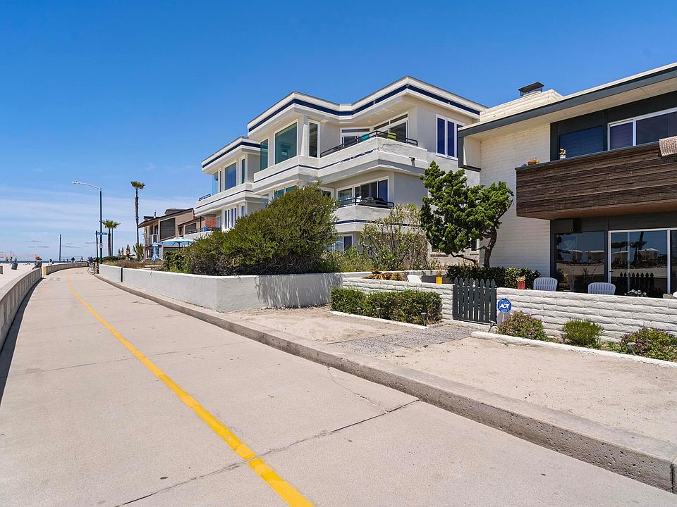 1st image of 2689 Ocean Front Walk