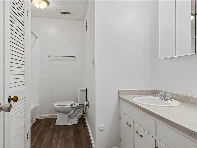 Village Apartments — Photo 24