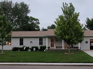 324 N 9th St, Sterling, KS 67579