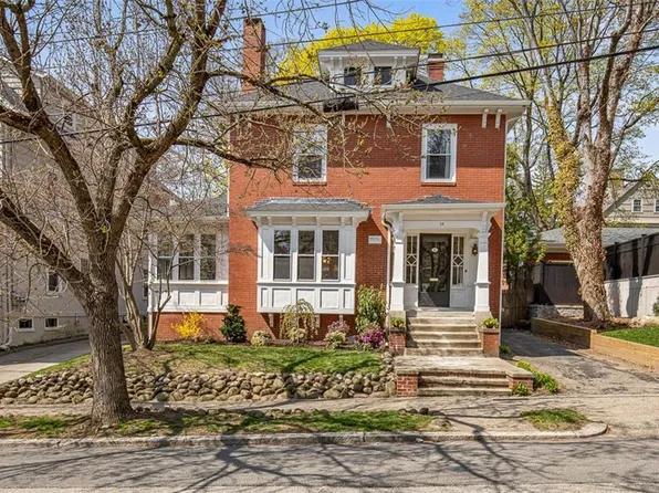 58 Cole Ave, Providence, RI 02906