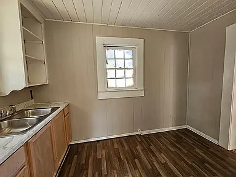 306 South St — Photo 4