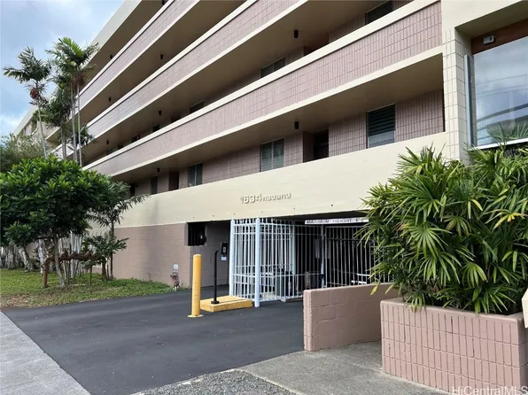 1634 Nuuanu Ave APT 215, Honolulu, HI 96817