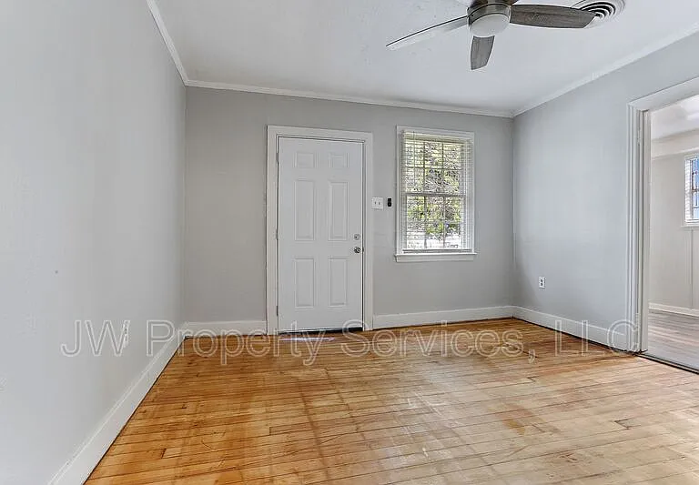 1540 Richland Rd — Photo 3