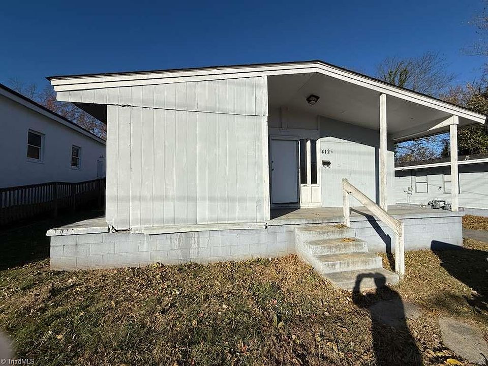 1st image of 412 Meredith St