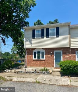 32 David Pl, Newark, DE, 19702