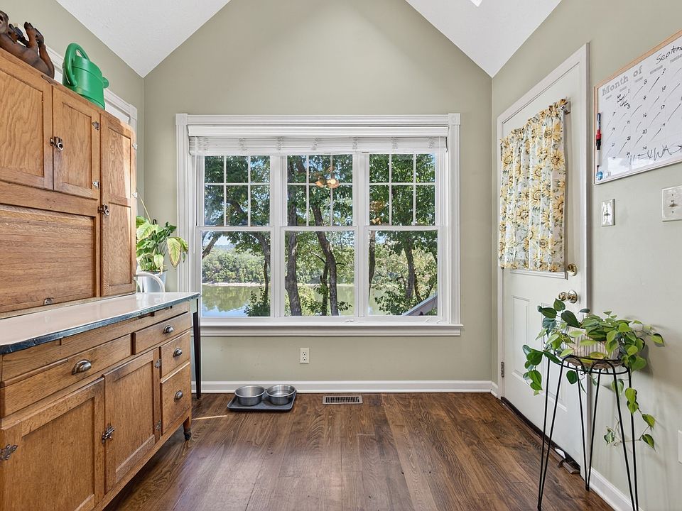 22nd image of this home