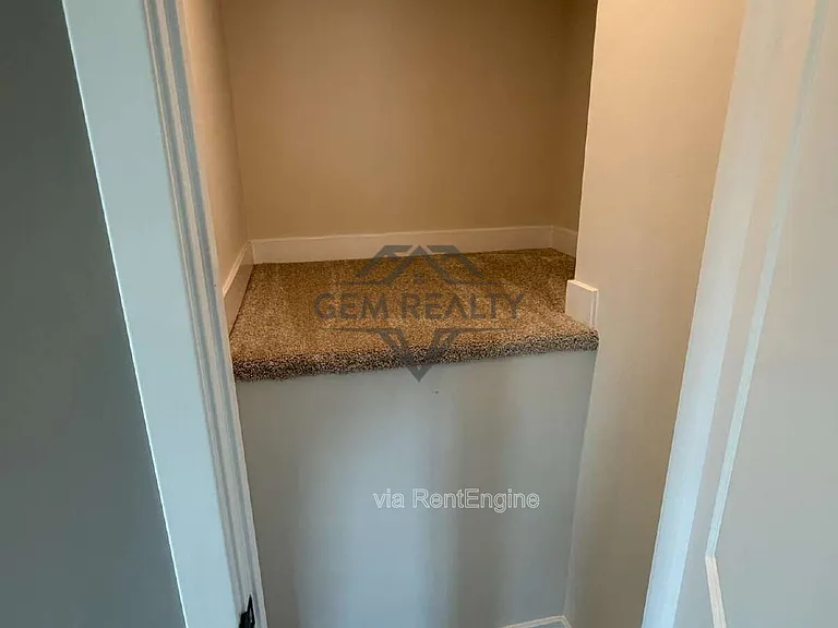 8700 Stevenson Ln — Photo 68
