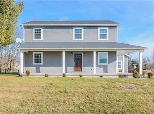 41 Country Club Ests, Sullivan, IL 61951