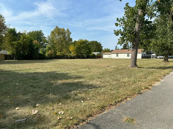 1912 McCartney Ave, Ypsilanti, MI 48198