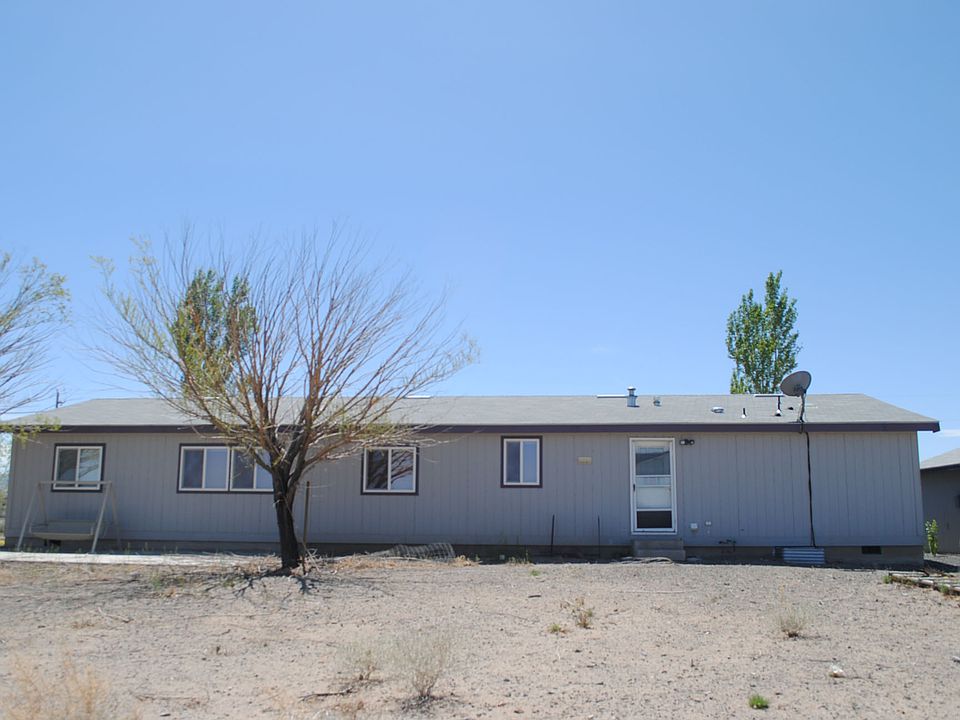 2nd image of 2900 E 7th St