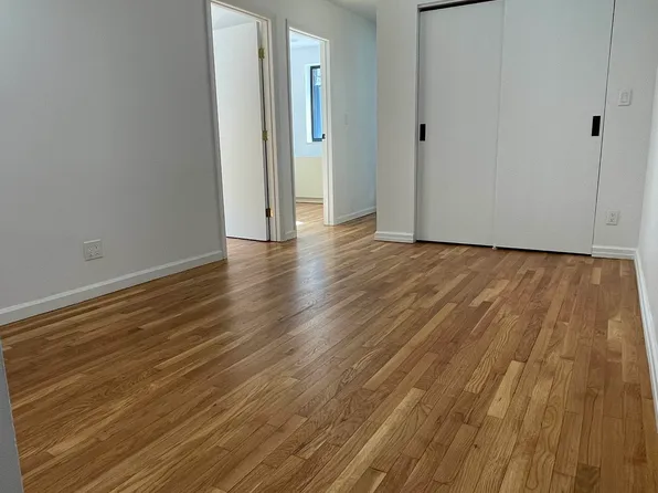 370 West 30th Street image 1 of 18