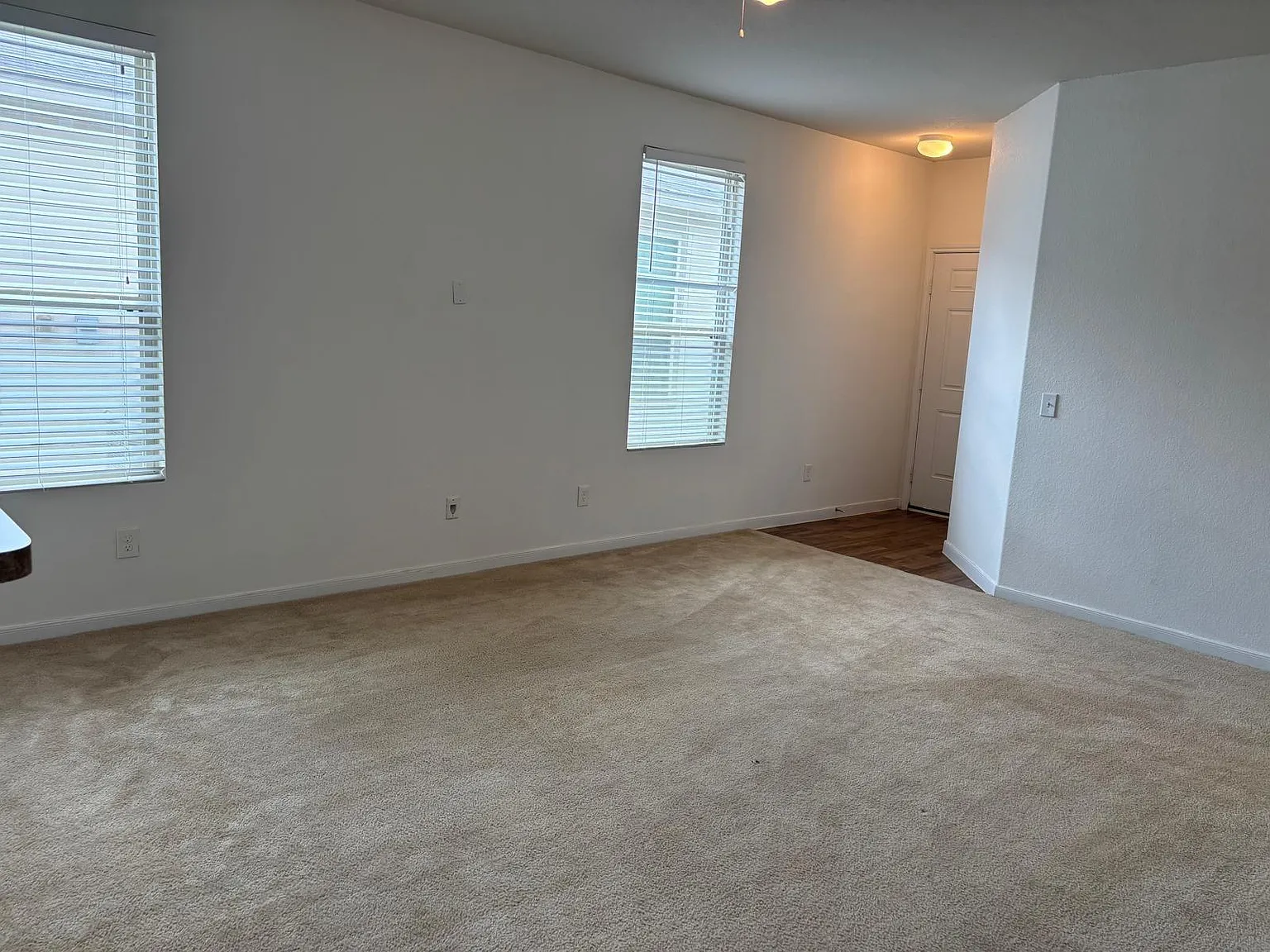 3 bed, 2.0 bath, 1313 sqft, $1,850 — Photo 4