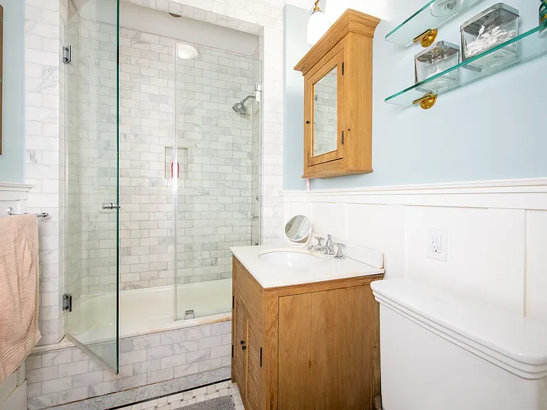 368 W 117th St #2D — Photo 6