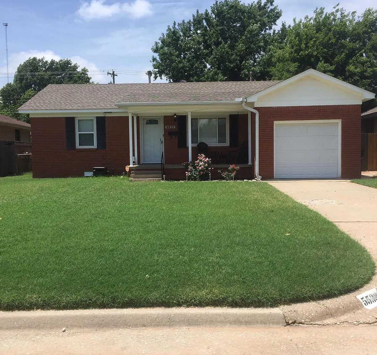 2 bed, 880 sqft, $1,150 — Photo 1