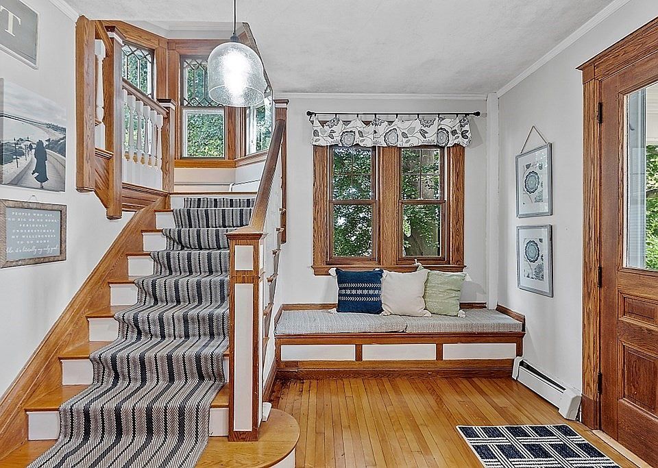 60 Bryn Mawr Ave, Auburn, MA 01501 Zillow