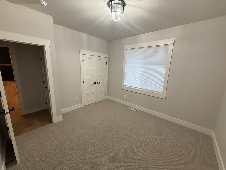 4518 Maple Ave — Photo 44