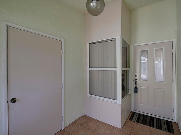 4th image of 11121 SE Sea Pines Cir