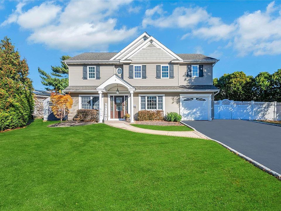 1st image of 4 Croyden Drive