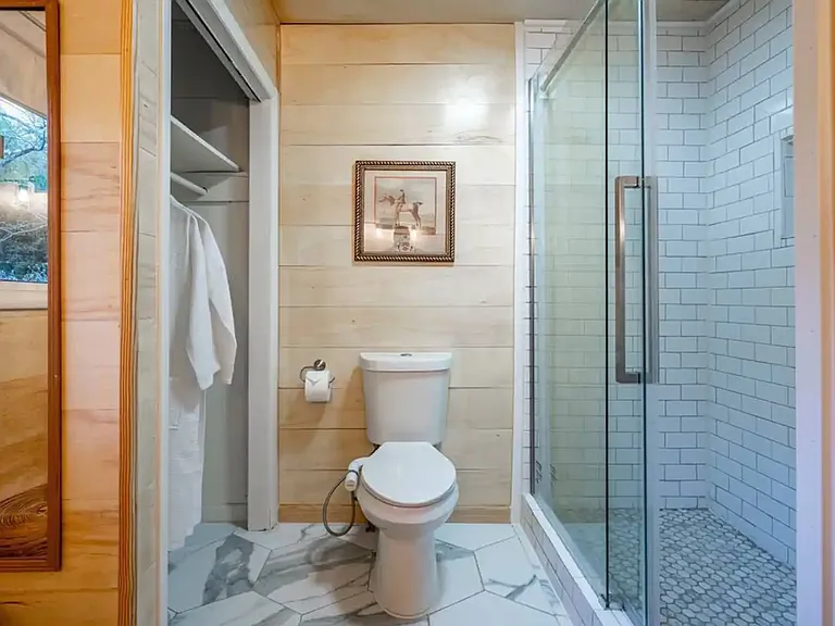 4215 Blue Ridge Dr #4 — Photo 2