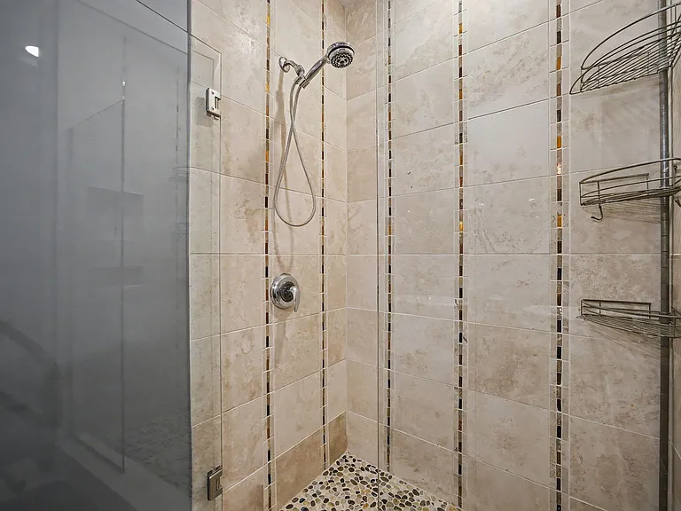 261 S Limestone St #304 — Photo 53