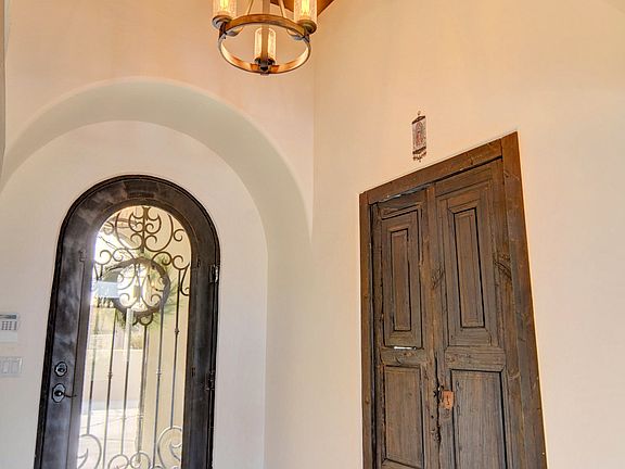 4th image of 5168 San Carlos Ct