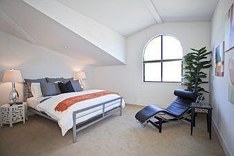 Bedroom 1 :: 4395 Piedmont Avenue