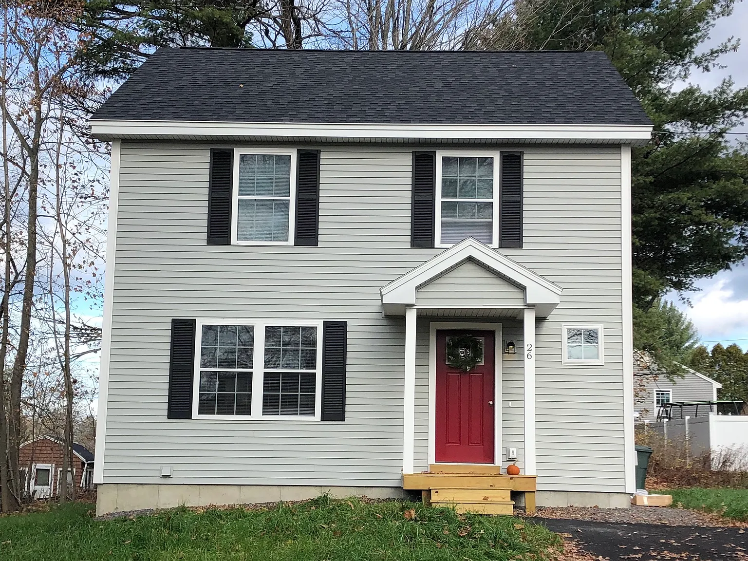 3 bed, 1.5 bath, 1352 sqft, $2,900 — Photo 1