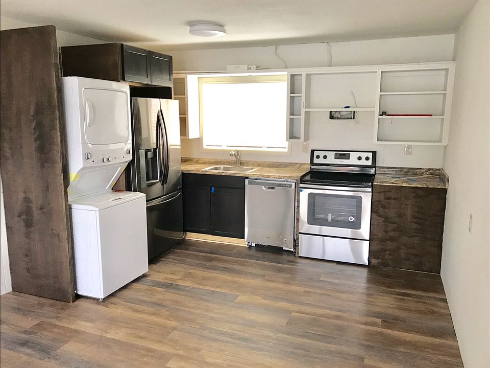 1st image of 407 Simpson Ave APT 1