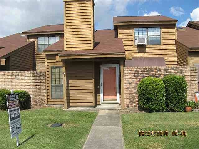 1st image of 4521 Briarwood Ln