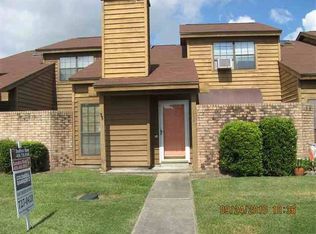4521 Briarwood Ln, Port Arthur, TX 77642