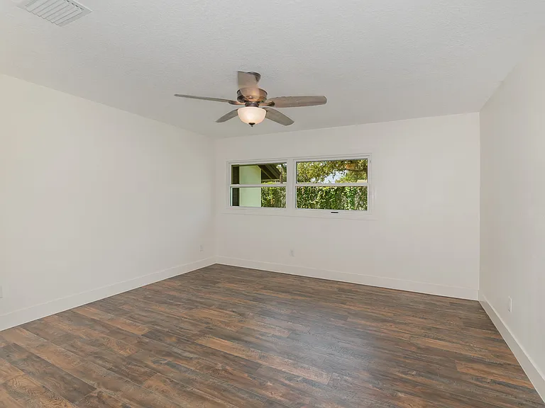 1770 Algonquin Trl — Photo 17