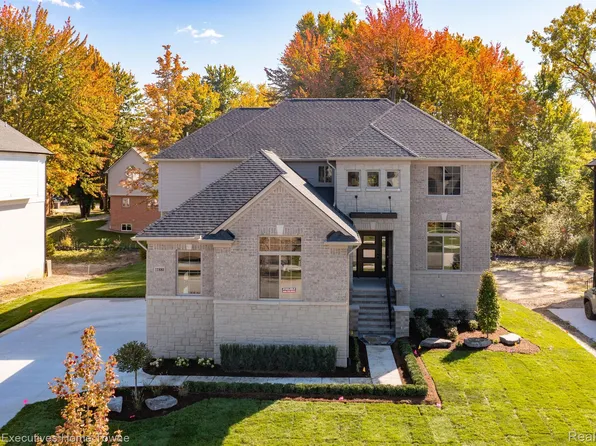 11880 Encore Ct, Shelby Township, MI 48315