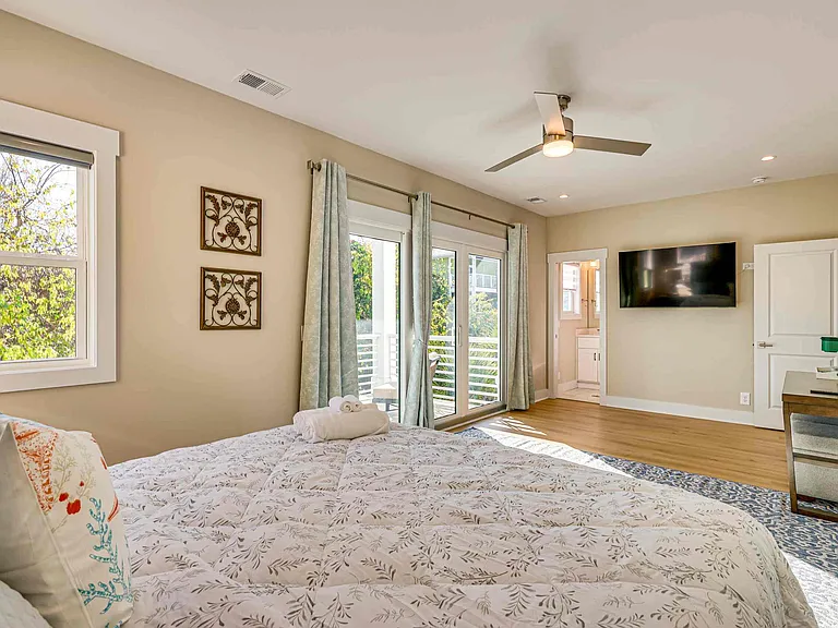 211 Annie Dr — Photo 28