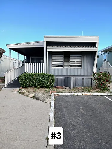 185 N Eucalyptus Ave #3 Photo 1