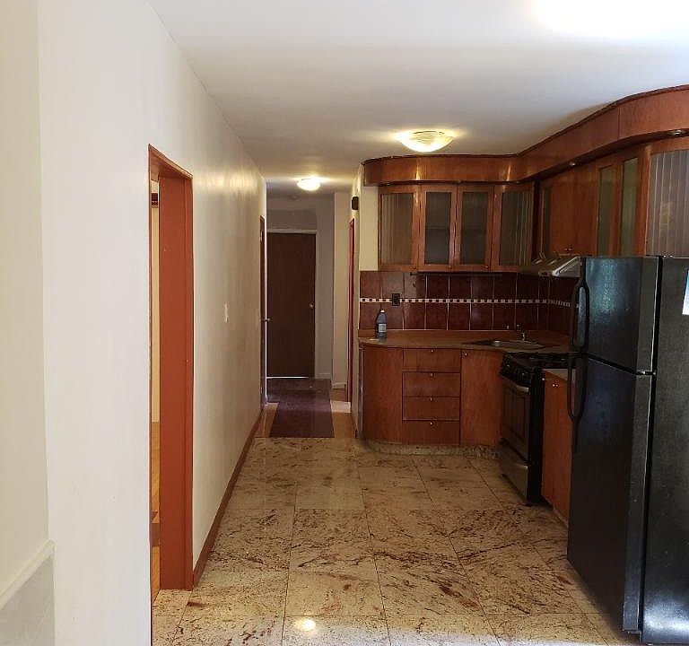 1st image of 1471 E 100th St #1
