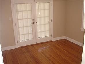 4th image of 4904 Laurel St