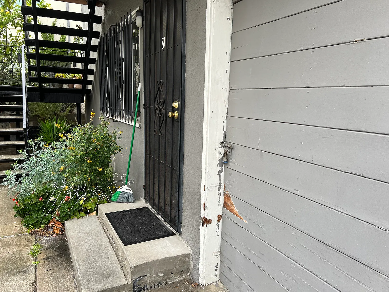 1 bed, 700 sqft, $1,680 — Photo 1