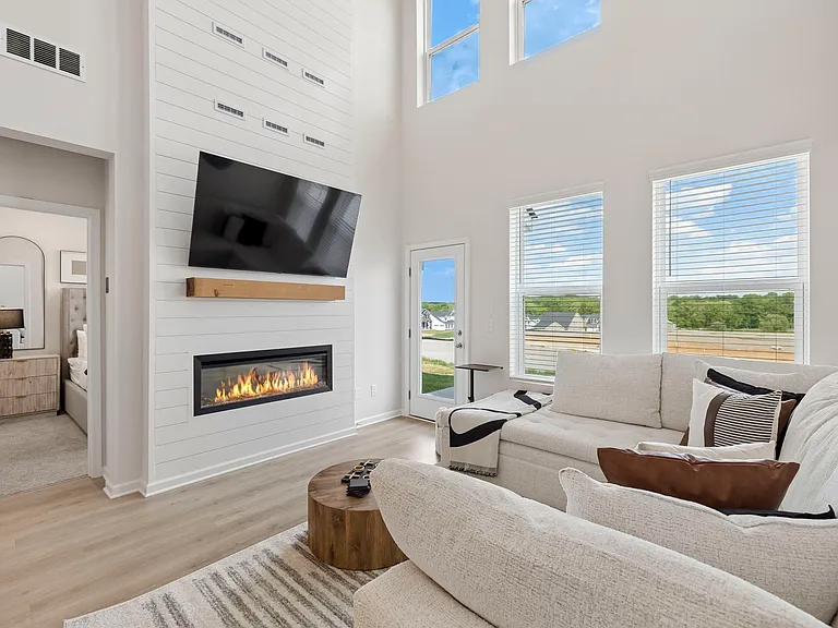 615 Club View Way — Photo 16