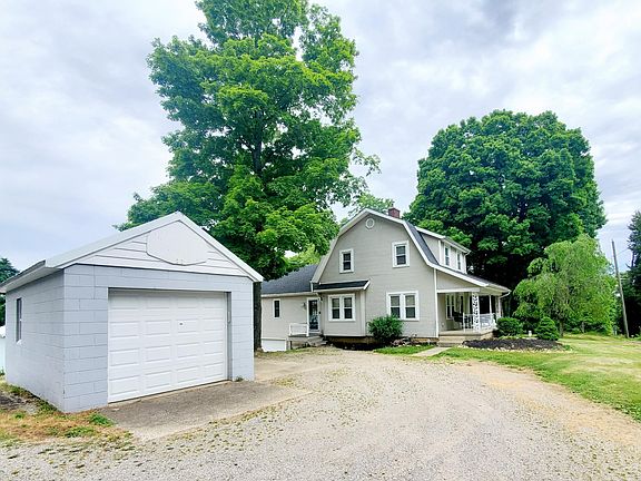 2nd image of 7798 Main St