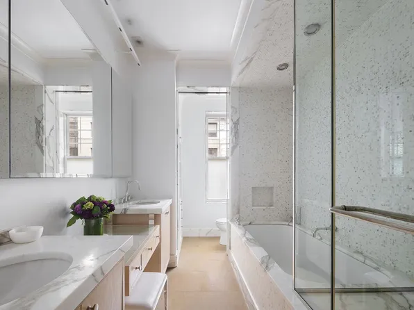 45 East 82nd Street image 11 of 18